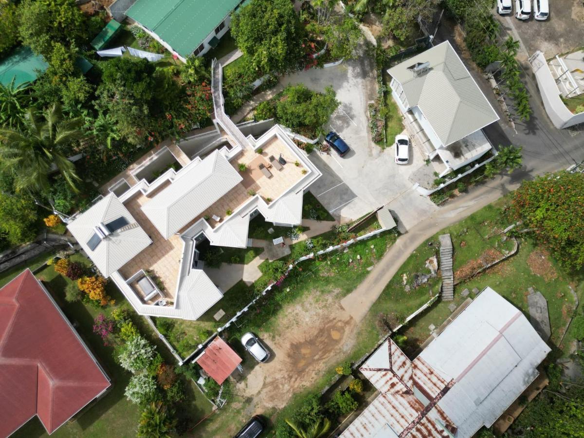 Harmony Self-Catering Apartments Beau Vallon  Exterior photo